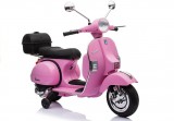 KicsiKocsiBolt Vespa Scooter 12V Elektromos kismotor pink 2663 Összeszerelve, szentendrei bemutatótermünkben átvehető