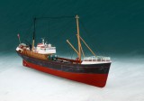 Revell Northsea Fishing Trawler hajó makett 1:142 (5204)