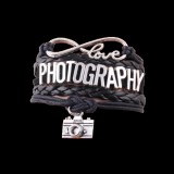 Maria King Love PHOTOGRAPHY feliratú többrétegű műbőr karkötő, fekete-ezüst