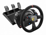 THRUSTMASTER T300 Ferrari Integral Racing Wheel Alcantara Edition  4160652